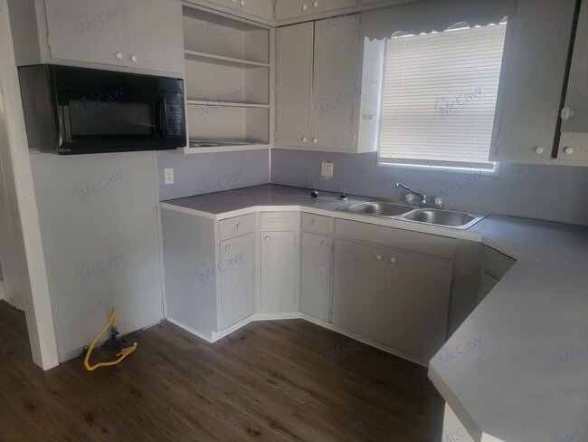 Photo - 1203 Polk St
