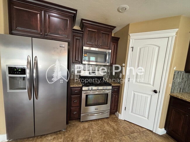 Photo - 6020 Bryson Ln