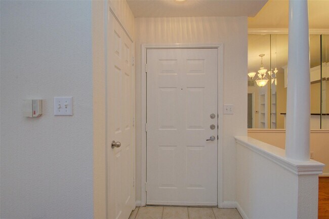Building Photo - 1330 Old Spanish Trl Unit 2111