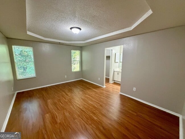 Photo - 1617 Picadilly Ct NE