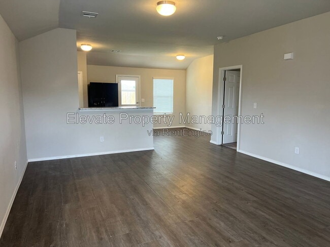 Photo - 1357 Dustin Dr