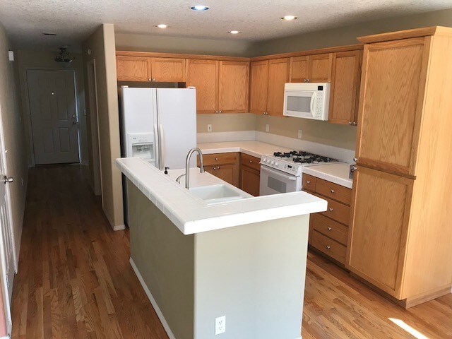 Photo - 781 NE 64th Pl