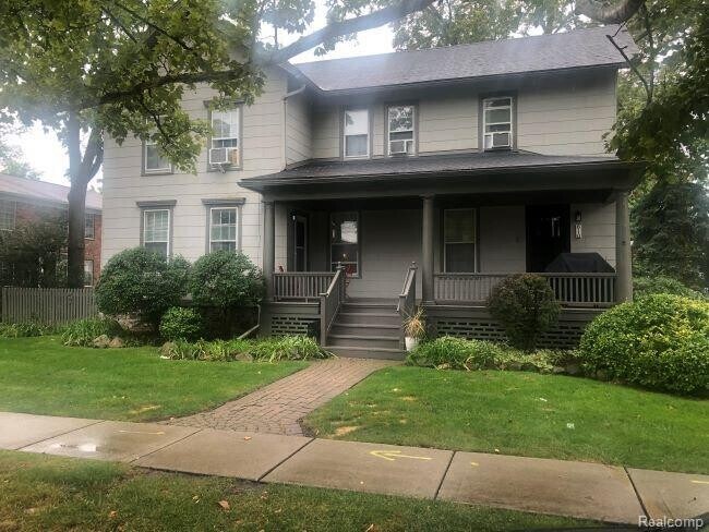 Photo - 380 E Frank St
