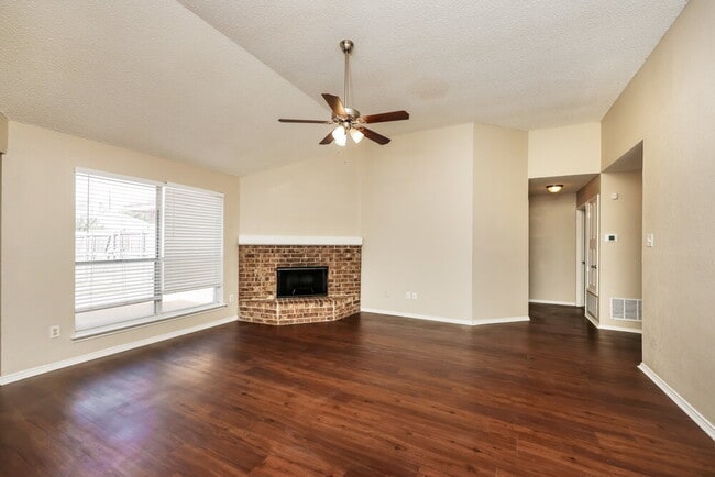 Photo - 1509 Finley St