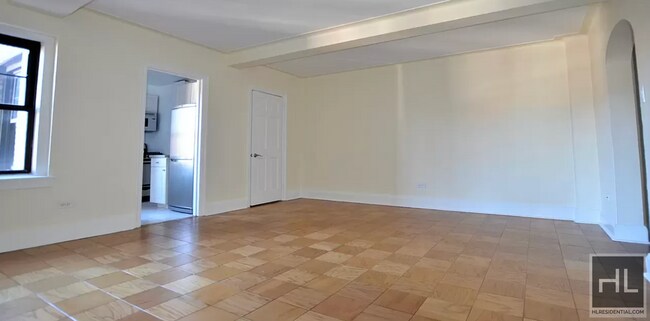 Christopher Street - Christopher Street Apartment Unit 6E