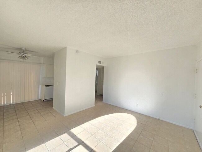Photo - Great Location! 1 Bed 1 Bath Mesa Apartment Unit A
