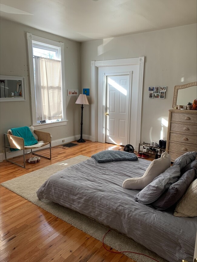 Photo - 2322 Stratford Ave