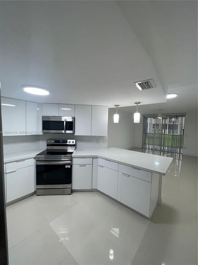 Photo - 8225 Lake Dr Unit 104