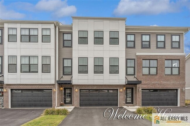 Building Photo - 46 Mariveles Wy