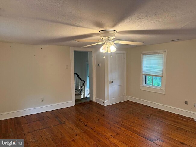 619 S Cameron St Unit 2