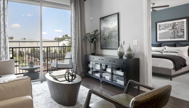 2BD, 2BA - 1055SF - Living Room