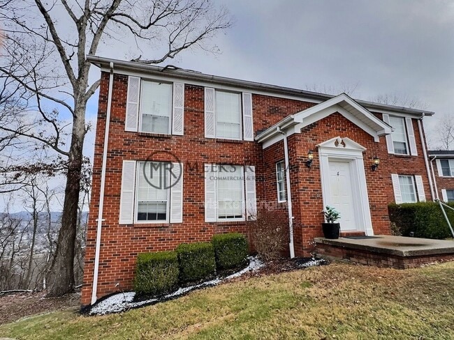 Photo - 4 Dalton Way