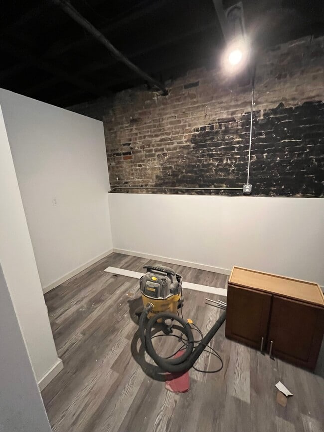 Photo - 2415 W Arthington St Unit Garden