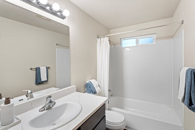 Heron View Apartment Homes