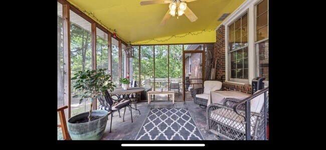 Photo - 1820 Whispering Hills Trl