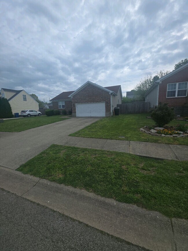 Building Photo - 6917 Colrain Cir