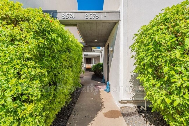 Photo - 8576 E Indian School Rd