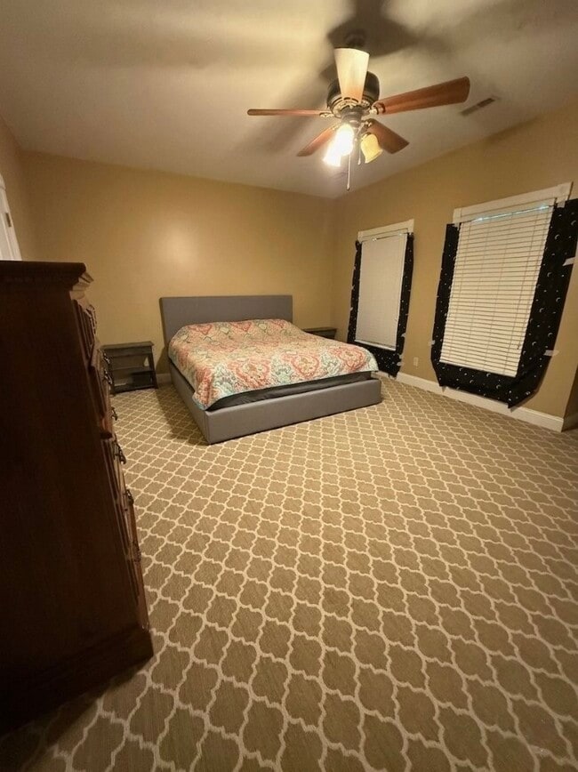 Photo - 581 Cedar Creek Rd