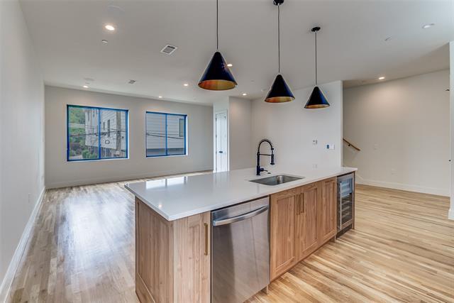 Photo - 5609 Live Oak St