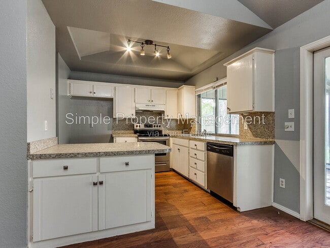 2229 NW 113th St