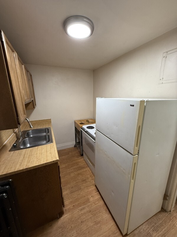 Photo - 341 N Center St Unit 1