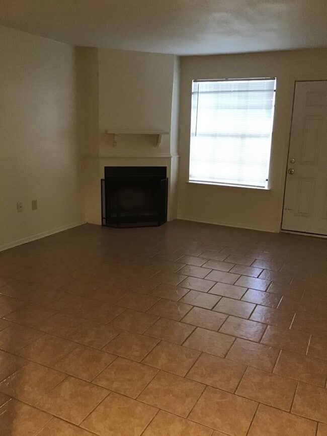 Photo - 8515 Leake Ave Unit B