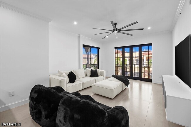 Photo - 23191 Fashion Dr Unit 8106