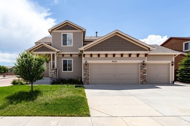 Building Photo - Spacious 5-Bedroom Home with Finished Base...