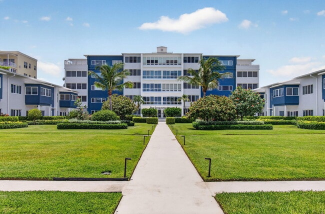 Building Photo - 120 N Ocean Blvd Unit 203