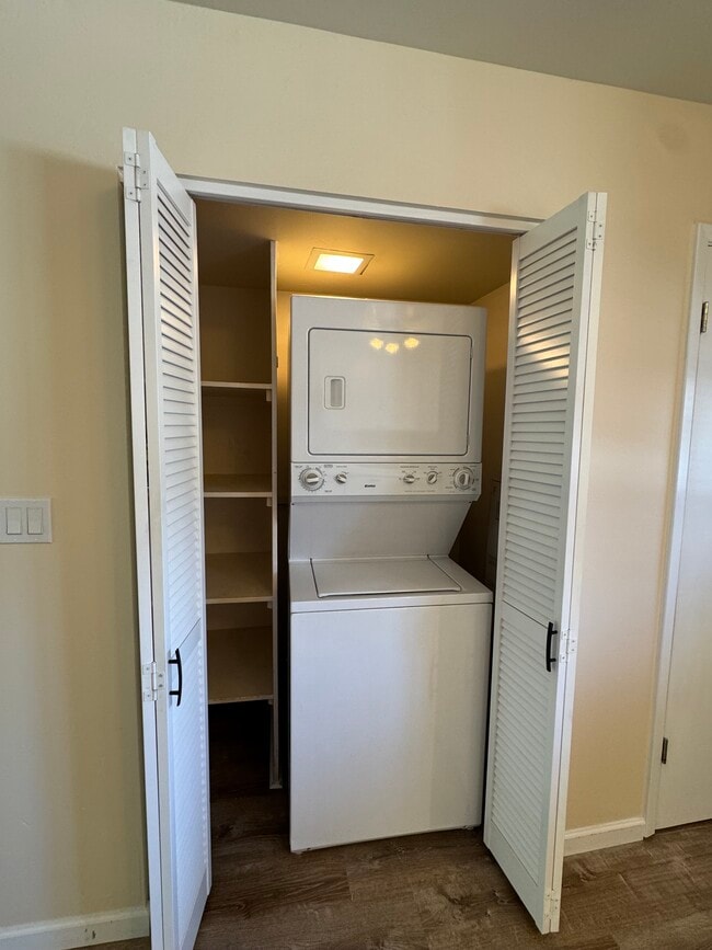 Photo - 717 S Granite St Unit D