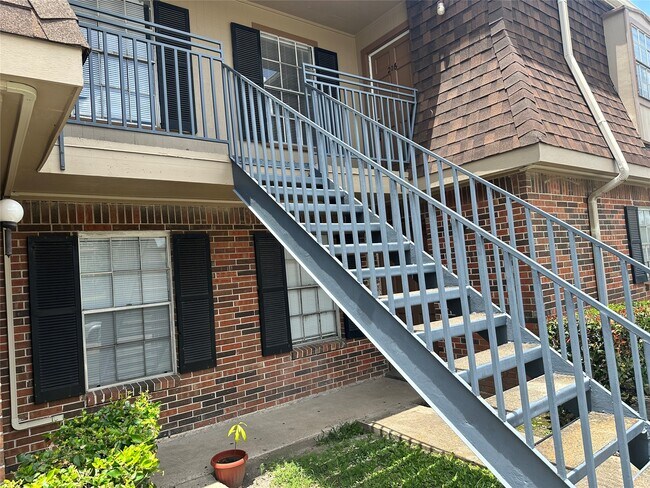 Photo - 1751 Moritz Dr Unit 206
