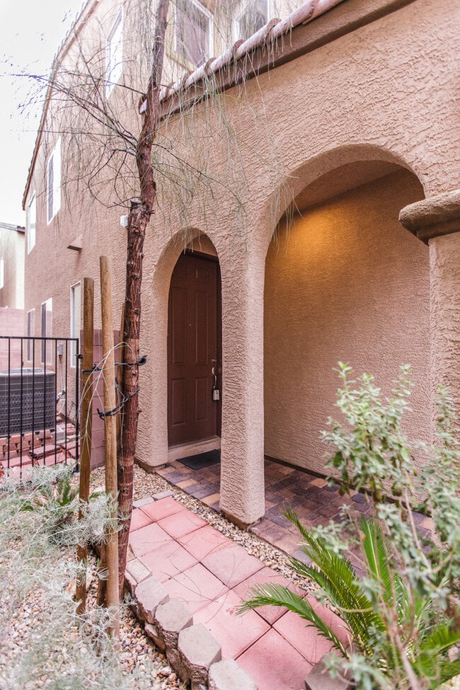 Photo - Beautiful Mountain's Edge Community