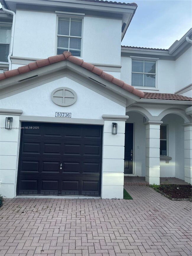 Building Photo - 10736 NW 78th Ter Rental