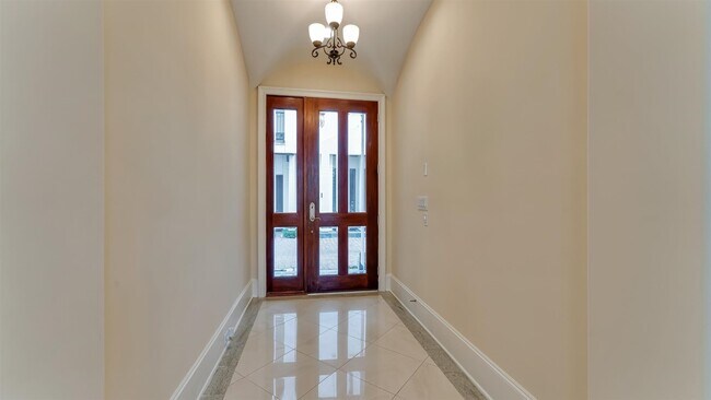 Photo - 1700 Sunset Blvd