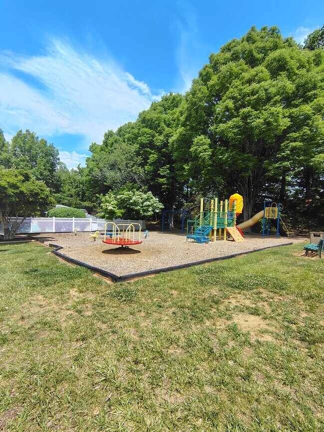 Photo - 600 Reusens Rd Unit L131