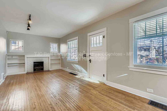 Photo - 769 Monroe St