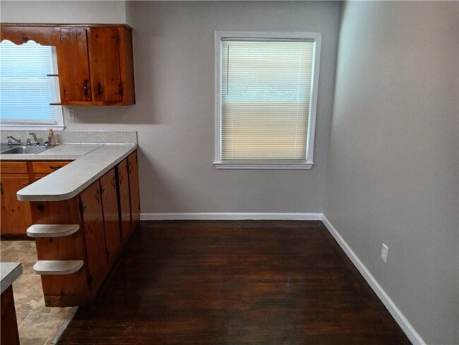 Photo - 3175 Bellgreen Way