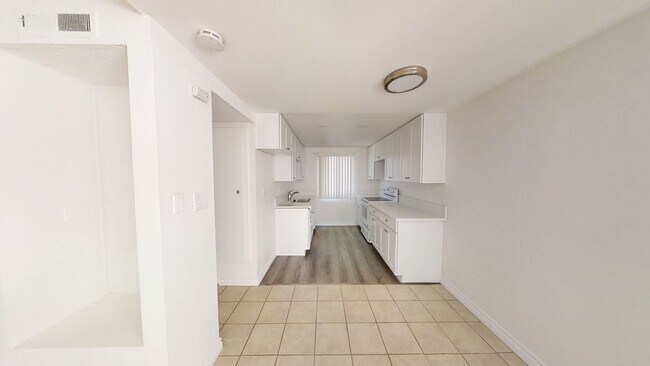 Photo - 14621 Del Amo Ave Apartment Unit D