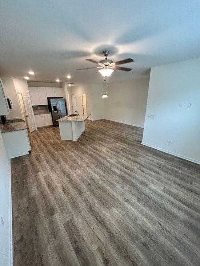 Photo - Limited Time Offer: First Full Month Rent-...