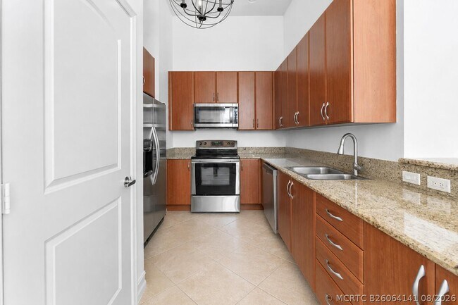 Photo - 701 S Olive Ave Unit 302