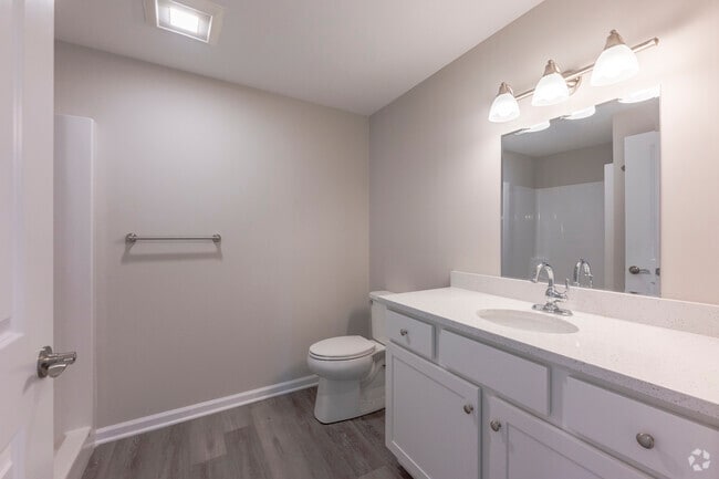 MapleCroft - 2 BD 2 BA - Ground Level