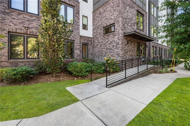 Building Photo - 383 Grant Cir SE Unit 1623