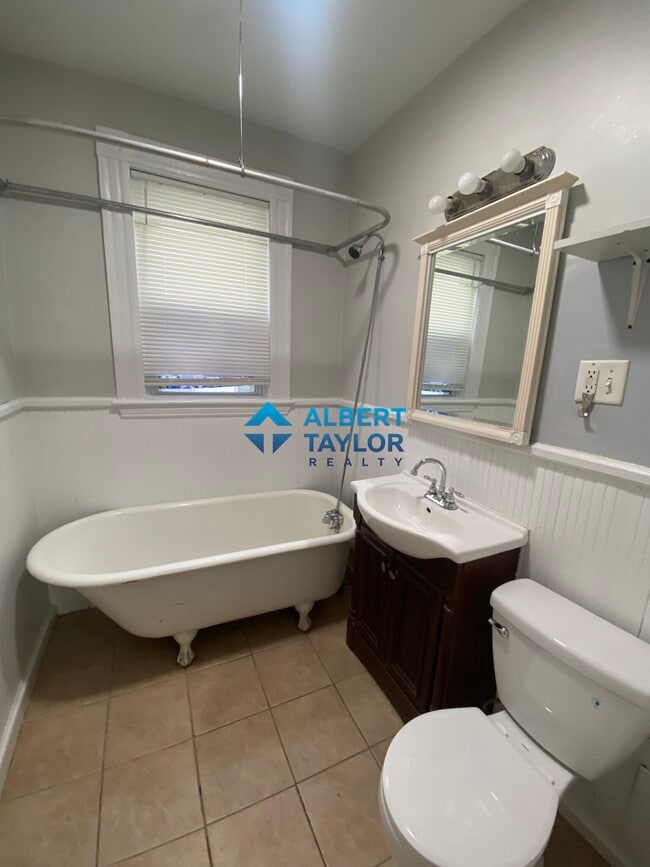 Photo - 1 Parker Hill Ter