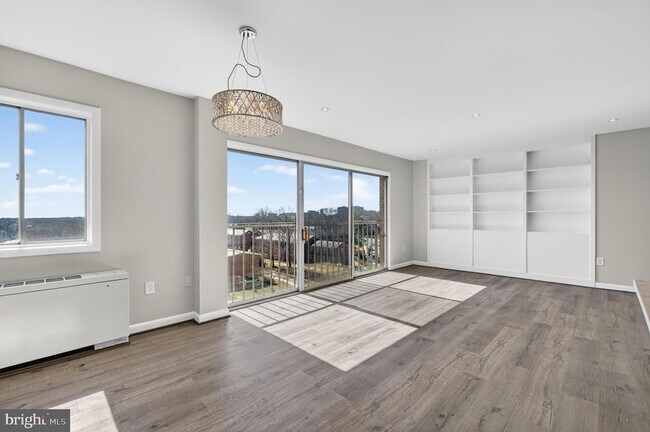 Photo - 4241 Columbia Pike Unidad 601