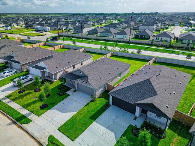 Photo - 6606 Tricolor Beech Ln House