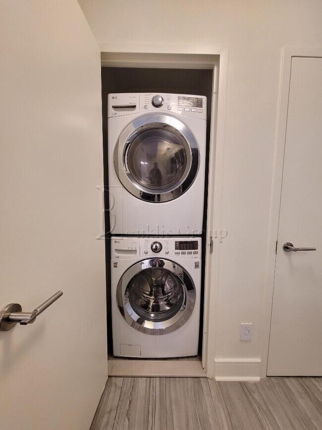 Photo - 1 bedroom in ASTORIA NY 11102 Unit 3FF