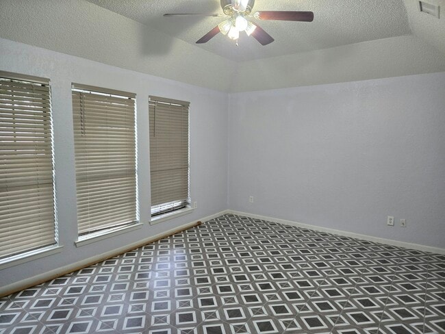 Photo - 5101 Bellefontaine Dr