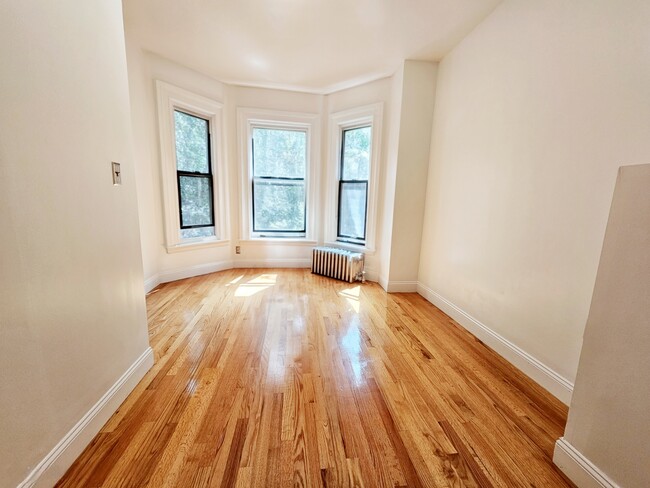 Photo - 49 Dwight St Unit 3