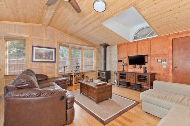 Photo - Fully Furnished & Move-In Ready Mountain H...