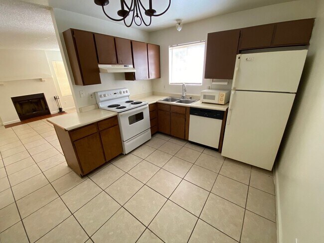 Photo - 2 bed downstairs unit